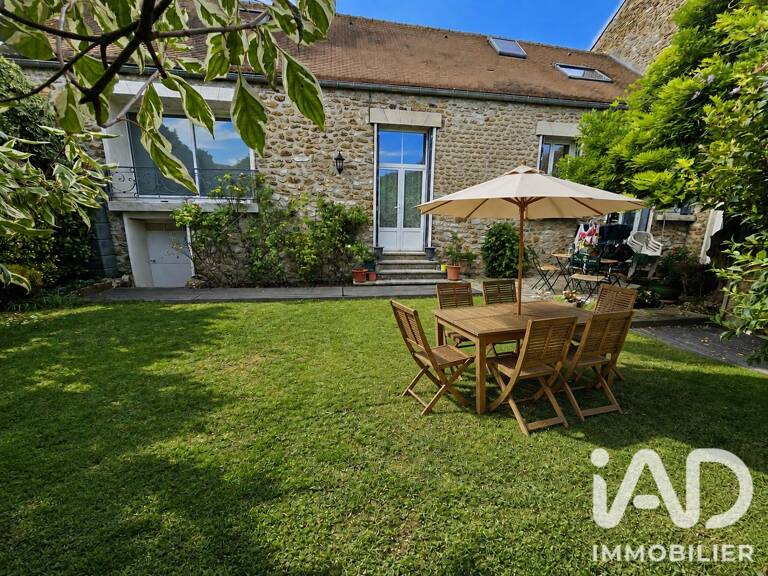 Vente Maison/villa 9 pièces — photo 1