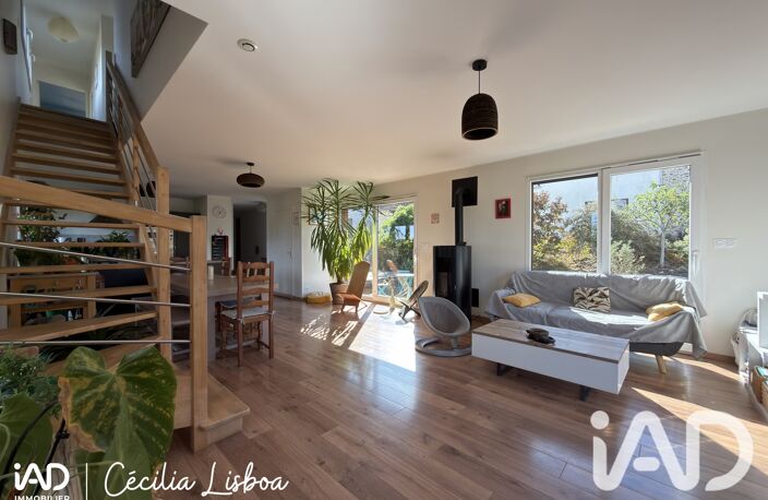 Vente Maison/villa 7 pièces — photo 2