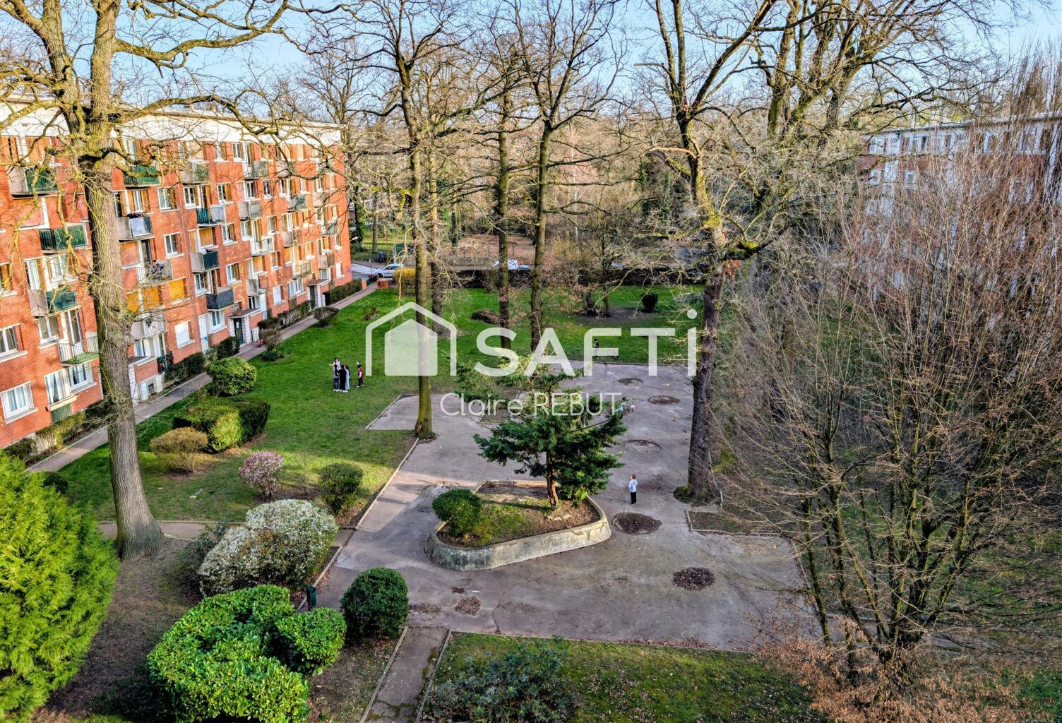 Livry-Gargan F3 de 54m² avec travaux — photo 1
