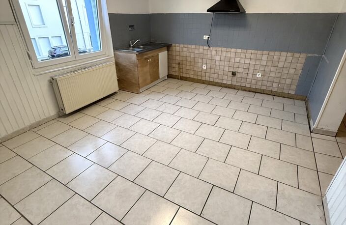 Vente Maison de village 5 pièces — photo 2