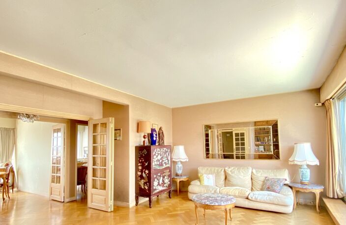 Vente Appartement 5 pièces — photo 2