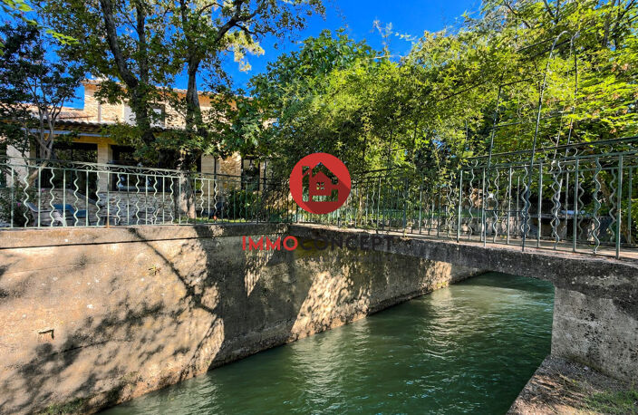 Mas de village de 196 m² avec piscine et parc arboré de 2 060 — photo 3