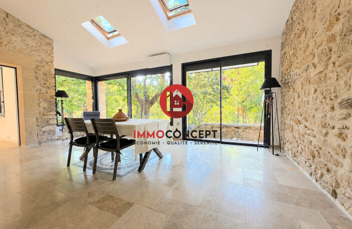 Mas de village de 196 m² avec piscine et parc arboré de 2 060 — photo 5