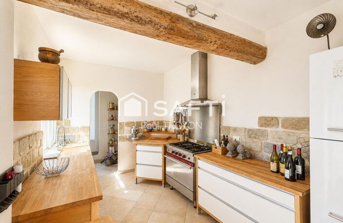 Belle et grande maison traditionnelle en campagne d'Aubagne — photo 5