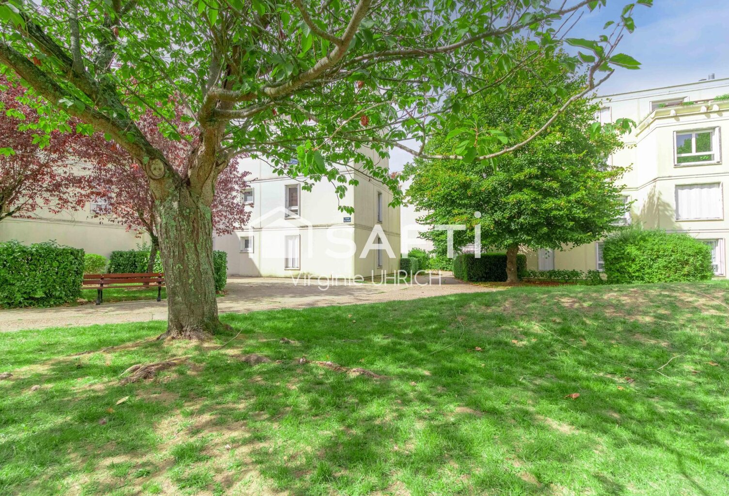 Appartement  T4, à vendre, à Montigny-Le-Bretonneux, proche Gare( St Quentin en Yvelines), commerces, Facs, tout en étant calme( piéton)! — photo 1