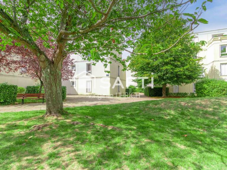 Appartement  T4, à vendre, à Montigny-Le-Bretonneux, proche Gare( St Quentin en Yvelines), commerces, Facs, tout en étant calme( piéton)! — photo 1