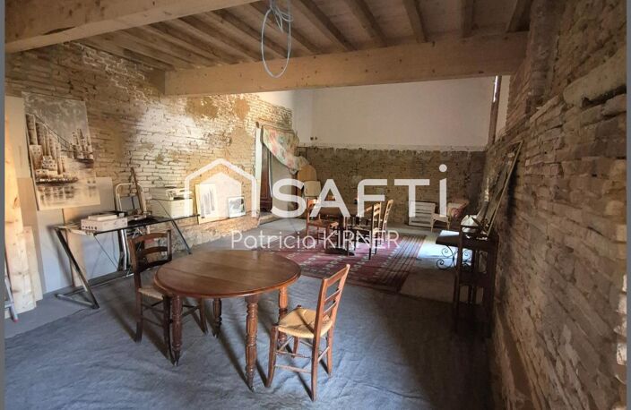 Ferme avec dépendances sur un terrain 20000 m². — photo 5