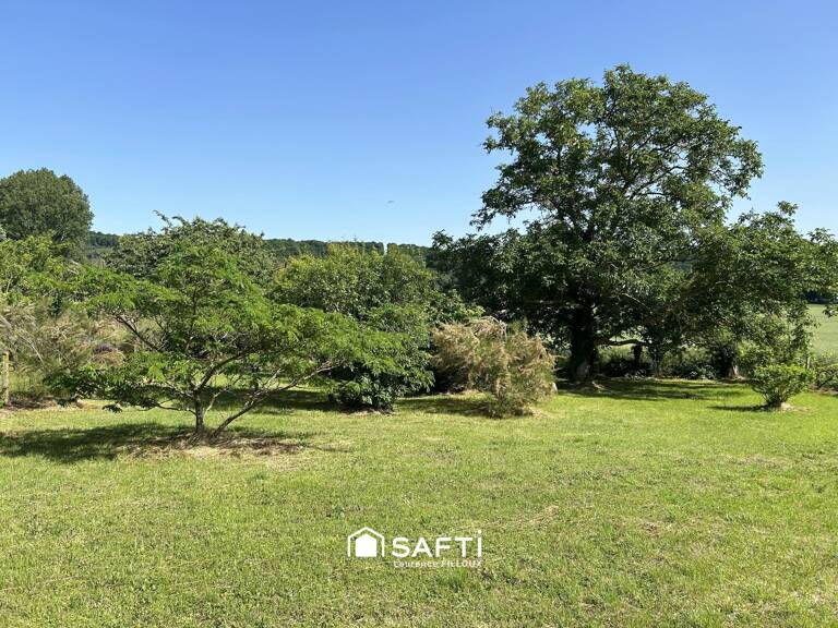 Beau terrain constructible arboré — photo 1