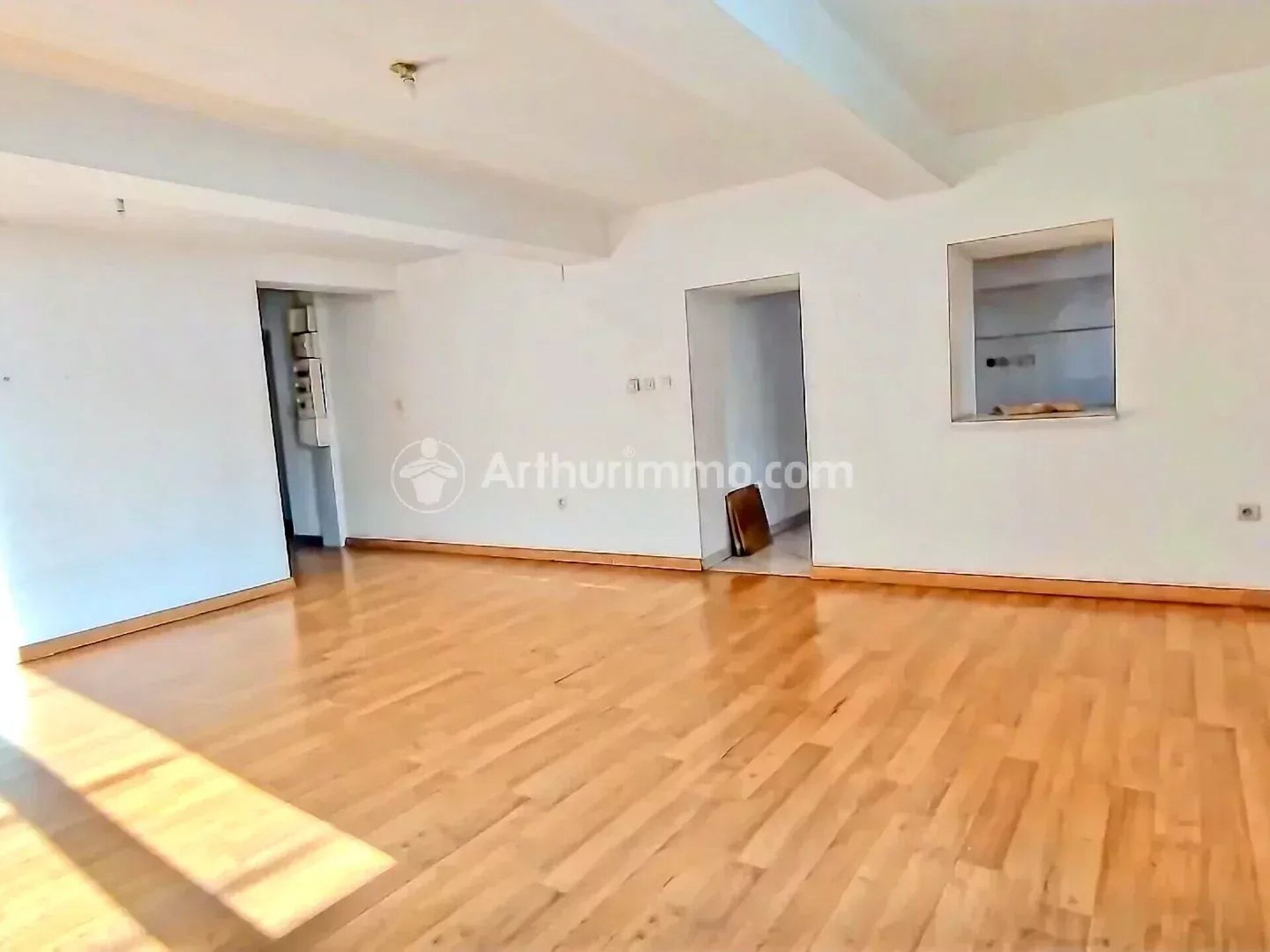 Acheter appartement de 3 pièces 75 m² 62 000 € à Mazamet (81200) : une annonce Arthurimmo.com — 3