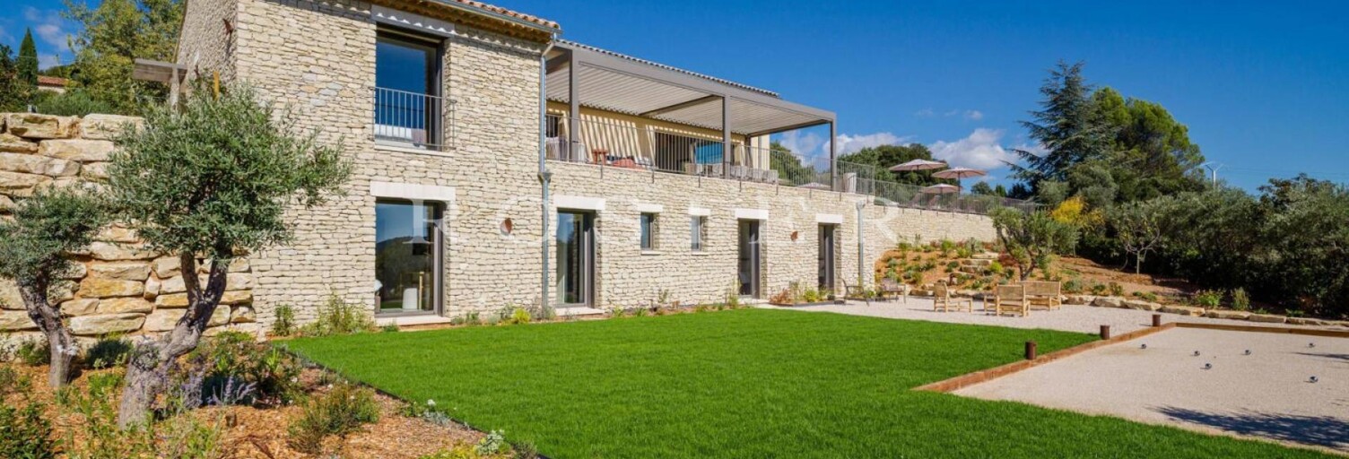 Maison 10 Pièces 232 m² à vendre à Saint-Saturnin-lès-Apt (84490)