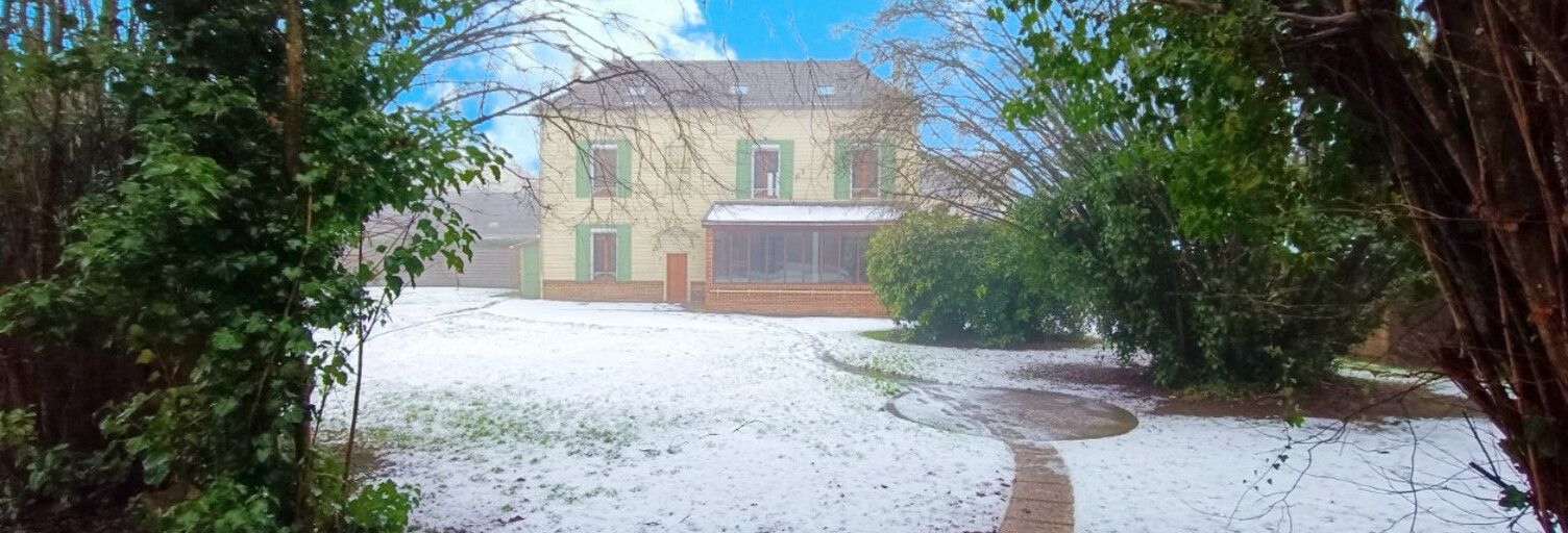 Maison 5 Pièces 179 m² à louer à Vignacourt (80650)