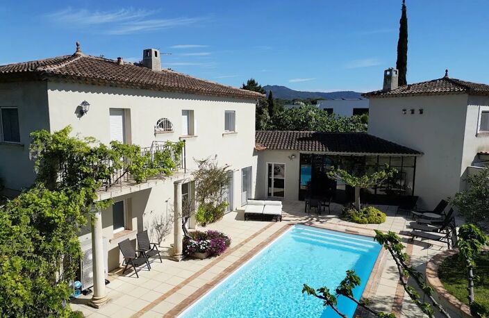 PROPRIÉTÉ DE CHARME SAINT-RAPHAËL CÔTE D'AZUR — photo 2