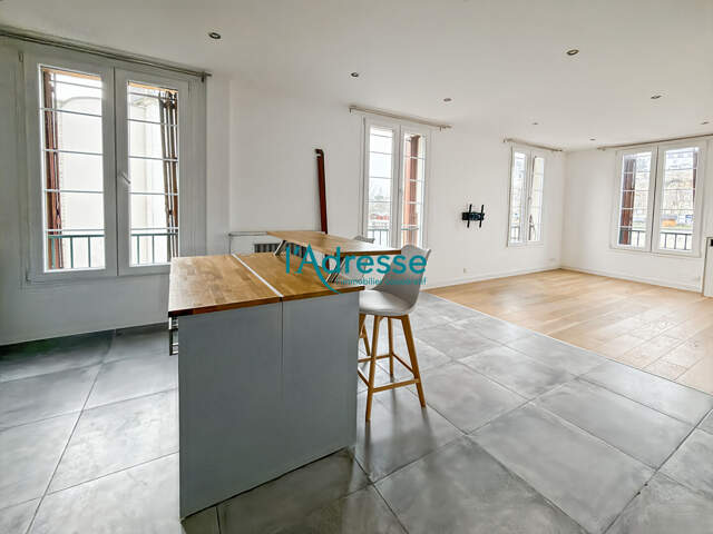 Bail meublé : Appartement Saint Ouen L Aumone 2 pièce(s) 46.90 m² — photo du bien