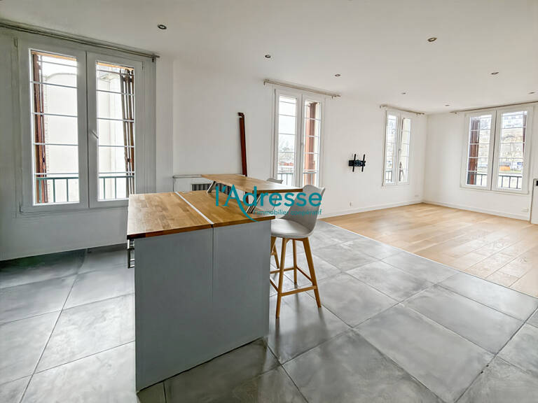 Bail meublé : Appartement Saint Ouen L Aumone 2 pièce(s) 46.90 m² — photo 1