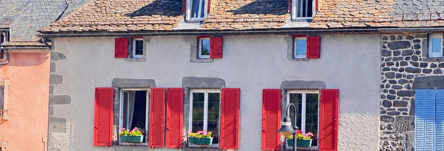 Maison 7 Pièces 170 m² à vendre à Pierrefort (15230)
