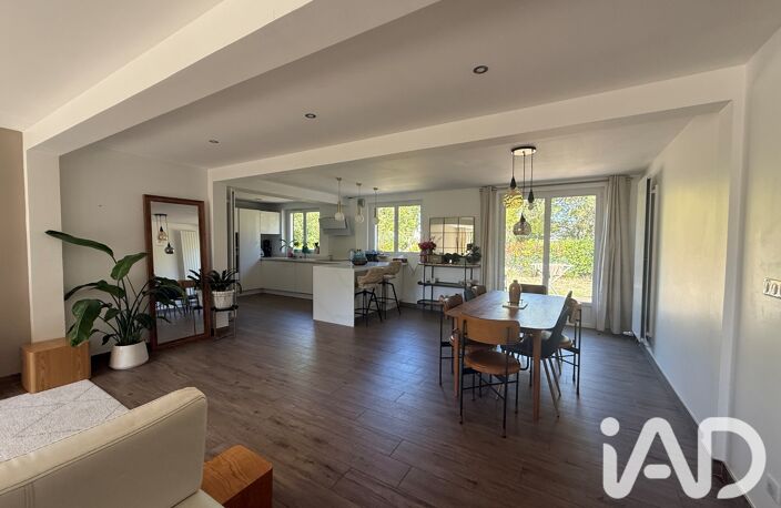 Vente Maison/villa 7 pièces — photo 2