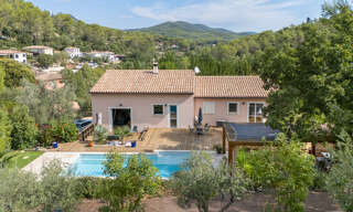 Maison 10 Pièces 294 m² à vendre à Cuers (83390)