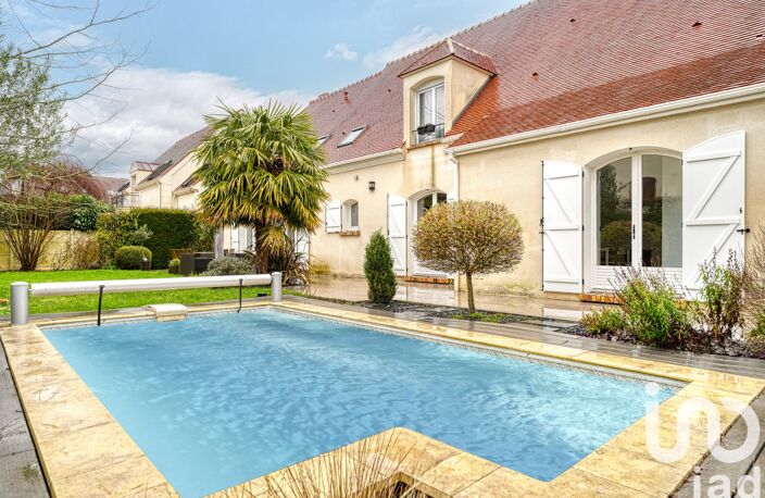 Vente Maison/villa 9 pièces — photo 2