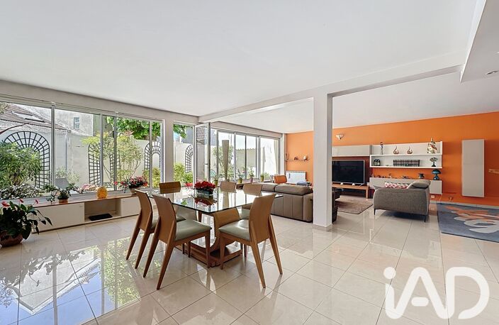 Vente Appartement 7 pièces — photo 2