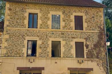 Immeuble  79000 €