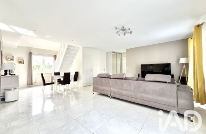 Vente Maison traditionnelle 7 pièces — photo 2