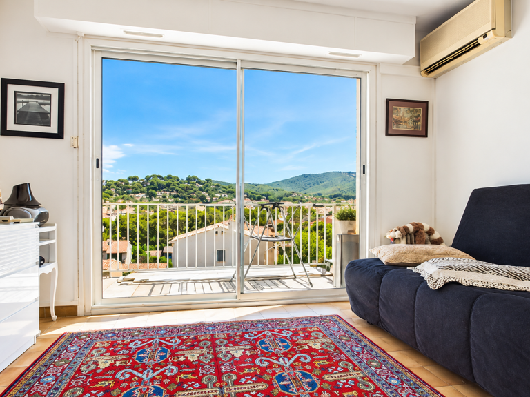 CARQUEIRANNE   Studio avec terrasse, vue dégagée et aperçu m — photo 1