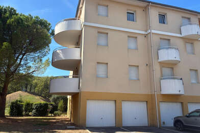 Appartement 3 pièces 830 €