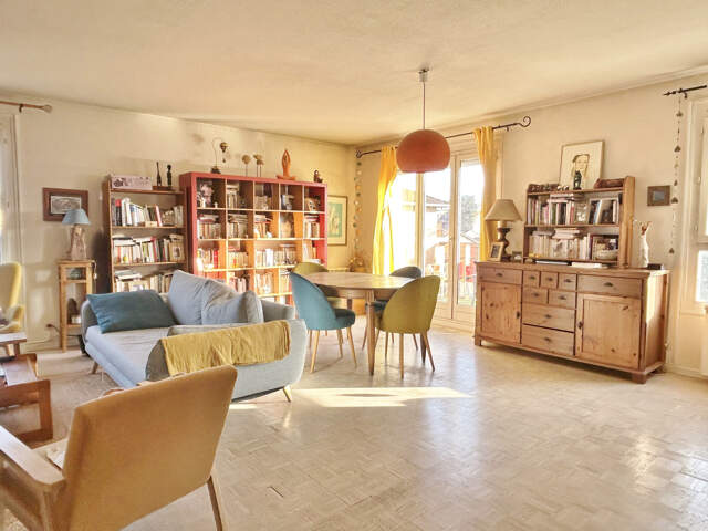 En plein coeur de CRAPONNE appartement de 103,60 m2 avec 3 c — photo du bien