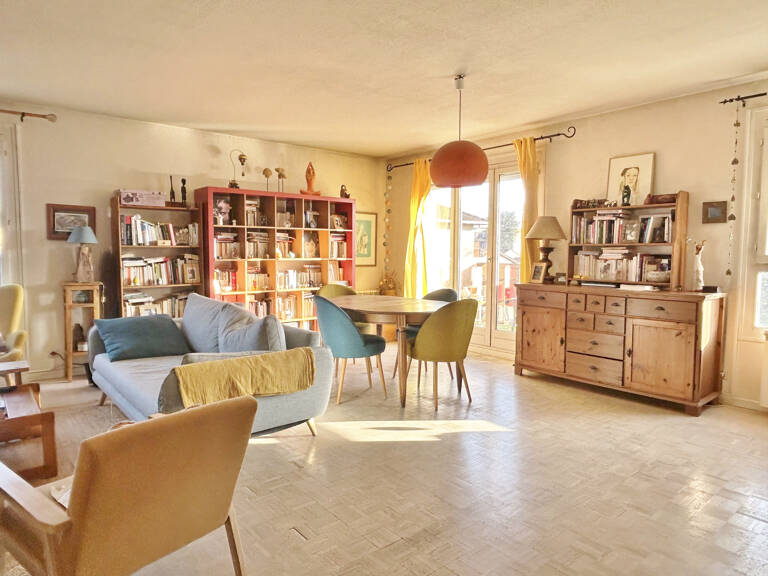 En plein coeur de CRAPONNE appartement de 103,60 m2 avec 3 c — photo 1