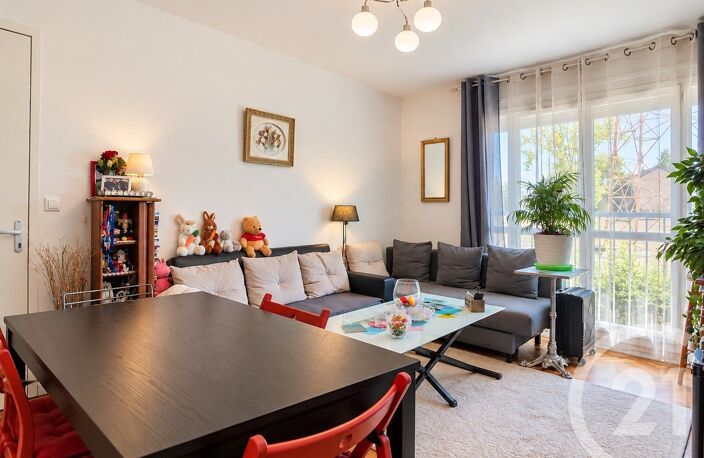 Vente appartement 2 pièces 43 m² Thiais (94320) — photo 2