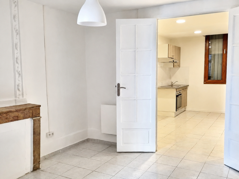 Immeuble à vendre - 3 appartements et 1 grande cave loués — photo 1