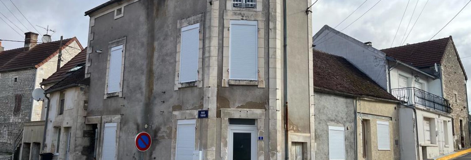 Immeuble  153 m² à vendre à Courson-les-Carrières (89560)