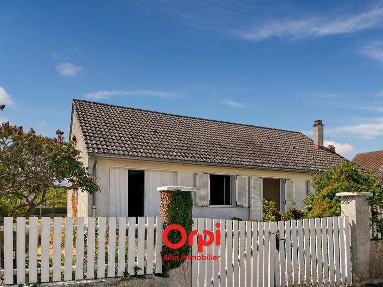 MAISON DE PLAIN-PIED MONTMARAULT — photo 1