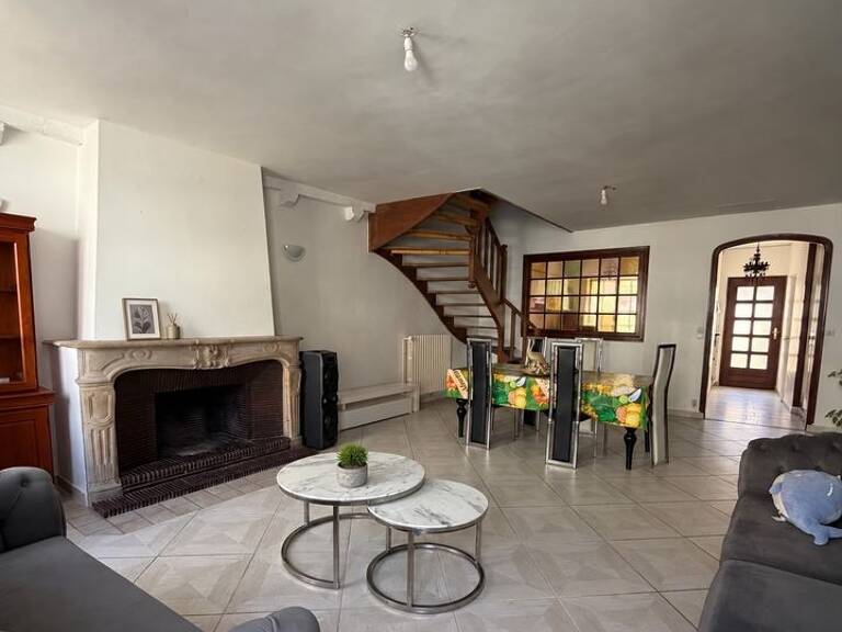 CENTRE-VILLE D'ÉTAMPES - MAISON DE VILLE EN DUPLEX DE 107 m² — photo 1