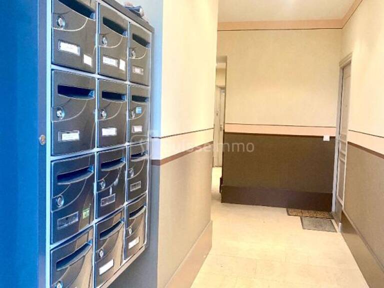 Appartement révové  3 pièce(s) 62.40 m2/parking — photo 1