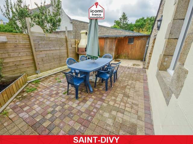 FINISTERE - Saint-Divy (29800) - A VENDRE - MAISON INDIVIDUELLE T7 - 5 CHAMBRES - PAS DE TRAVAUX A PREVOIR - GARAGE SUR TERRAIN CLOS DE 600M² — photo du bien
