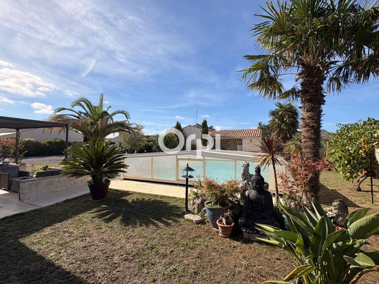Maison 5 pièces - 134 m² à BOURCEFRANC-LE-CHAPUS — photo 1