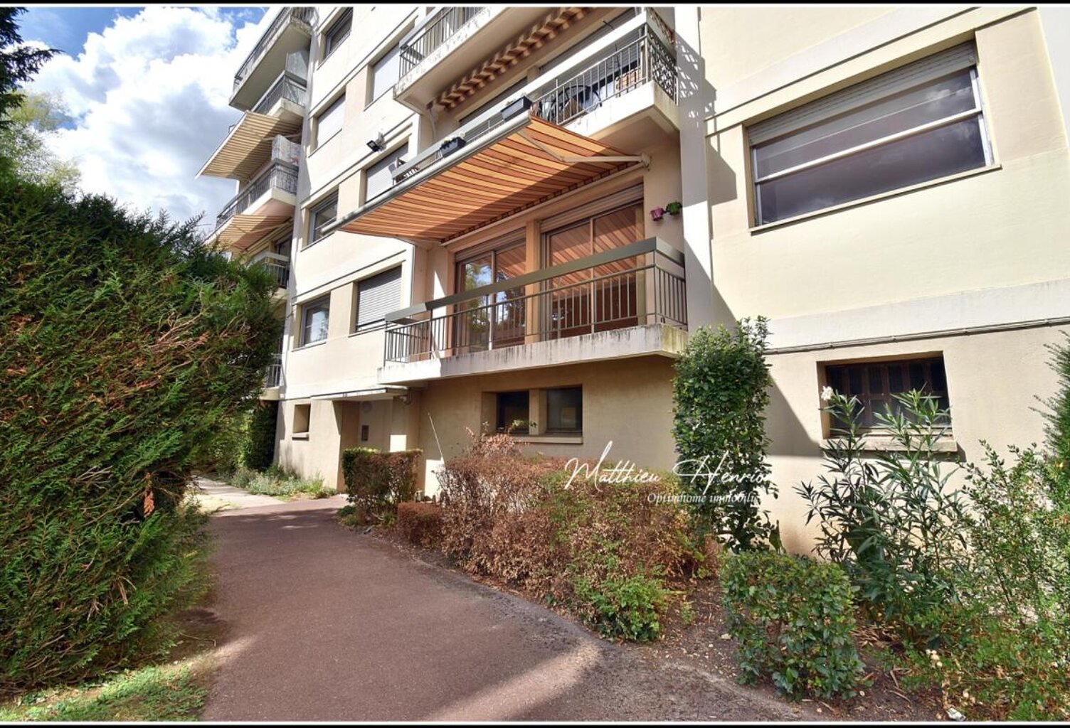 VREUX CENTRE – APPARTEMENT LUMINEUX DE 98 M² AVEC 3 CHAMBRES, BALCON ET ASCENSEUR - vente interactive — photo 1