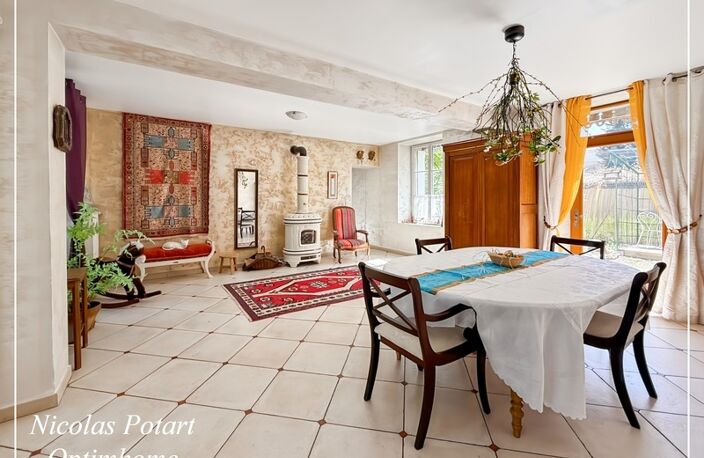 Maison familiale de charme en pierre – Cadre bucolique & potentiel locatif — photo 4