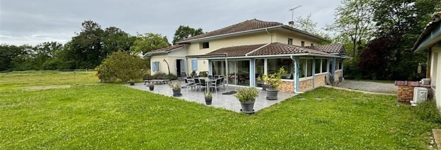 Maison 7 Pièces 240 m² à vendre à Saint-Sever (40500)