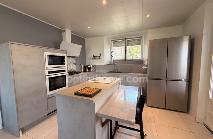GRUFFY – MAISON FAMILIALE 174 M² AVEC VUE MONTAGNES, TERRASSE ET ESPACE INDÉPENDANT — photo 5