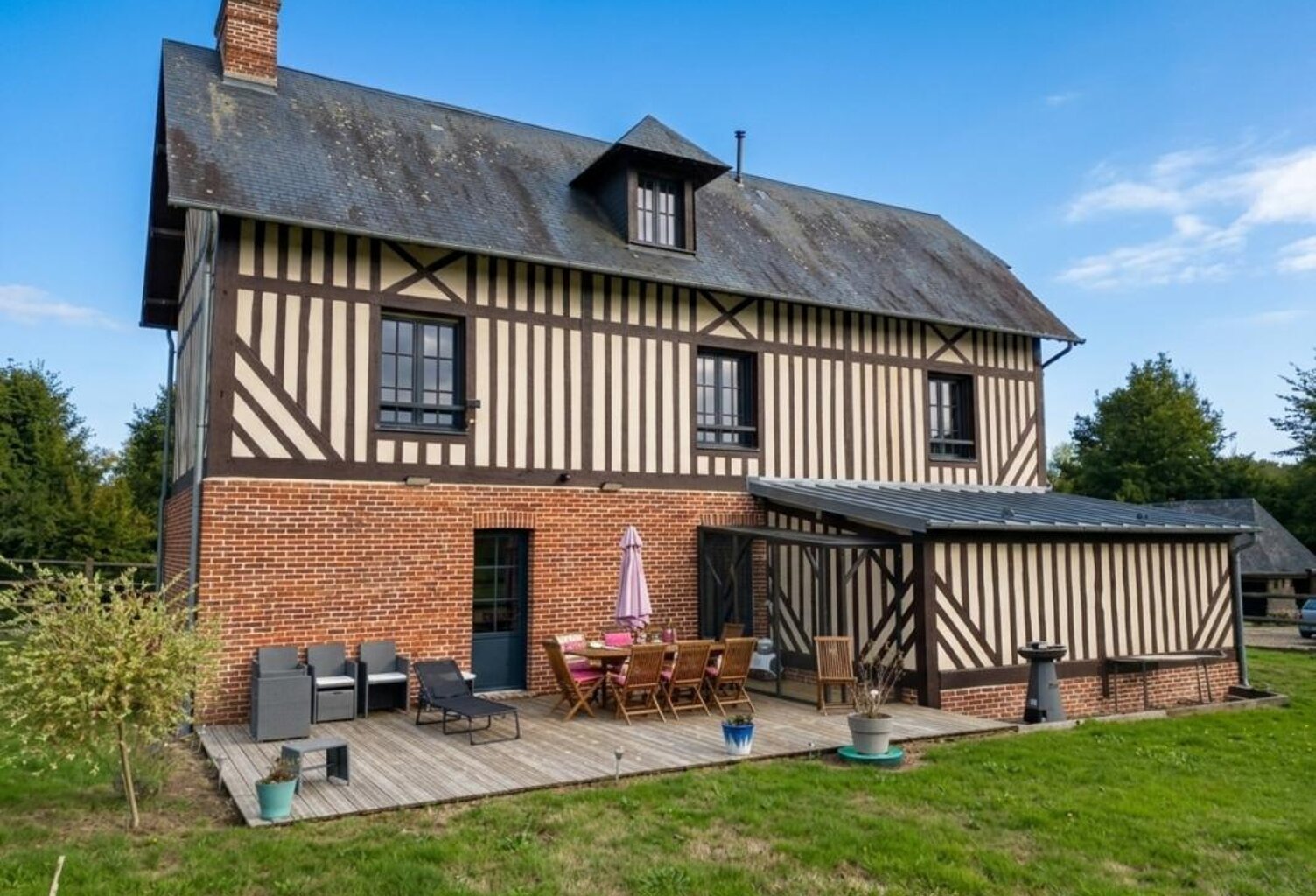 Charmante maison normande à colombages — Bonneville-la-Louvet — photo 1