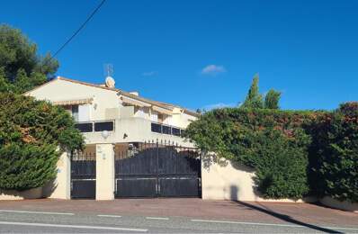 Villa T8 de 155 m2 sur 950 m2 de terrain — photo du bien