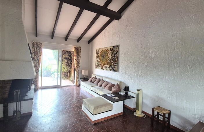 Villa - 80 m² - Domaine sécurisé - Piscine — photo 4