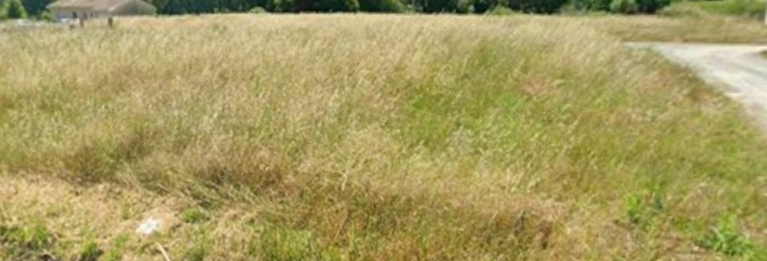 Terrain  1350 m² à vendre à Pugnac (33710)