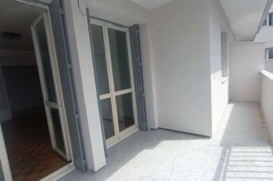 Appartement 4 pièces 925 €