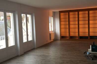 Appartement 4 pièces 1350 €