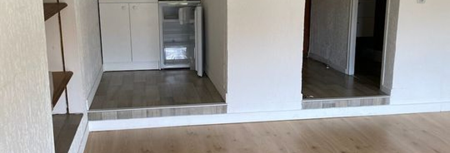 Appartement 1 Pièce 26 m² à louer à Saint-Martin-sur-le-Pré (51520)