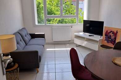 Appartement 3 pièces 1100 €