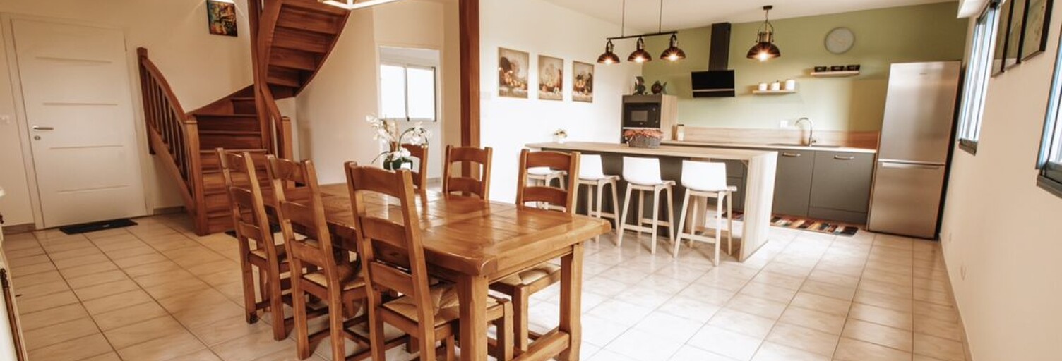 Maison 6 Pièces 180 m² à louer à Auppegard (76730)